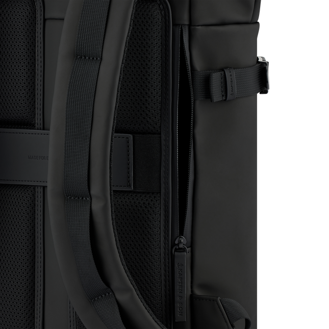 Kapten & Son Rugzak Helsinki All Black 15.6 Inch