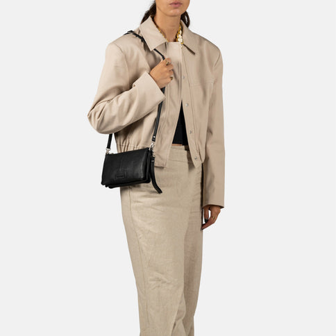 Burkely Soft Skylar Triple Pocket Zip