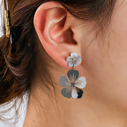 Day & Eve by Go Dutch Label Cut Our Flowers