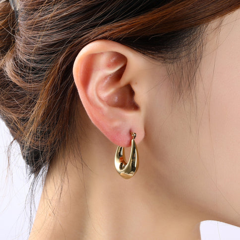 Day & Eve by Go Dutch Label Long Hollow Hoops