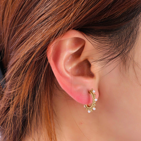 Day & Eve by Go Dutch Label Pearl Dotted Hoop