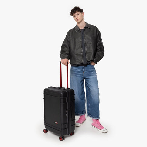 Eastpak Resist'R Zip M  Harde koffer 68.5 Cm -Black