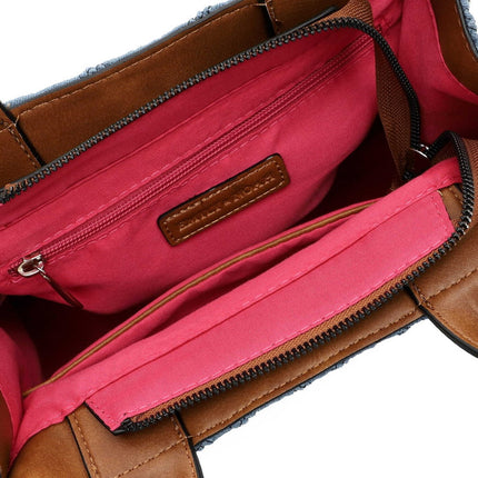 Emily & Noah Elisabeth City Shopper Small