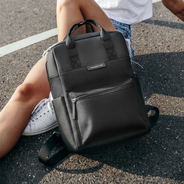 Kapten & Son Rugzak Bergen All Black 15 Inch