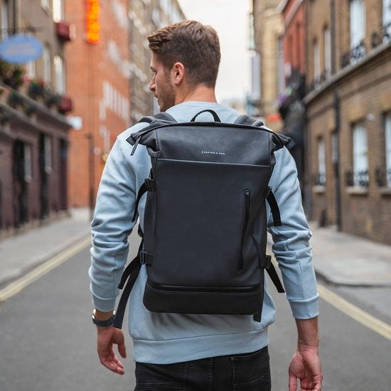 Kapten & Son Rugzak Helsinki Before  All Black 19 Inch