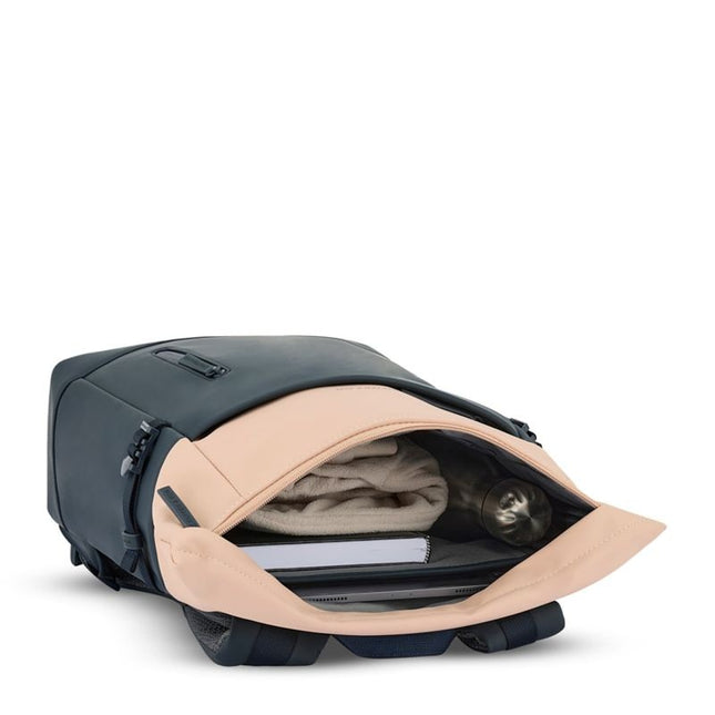 Kapten & Son Rugzak Helsinki Navy Blush 15.6 Inch