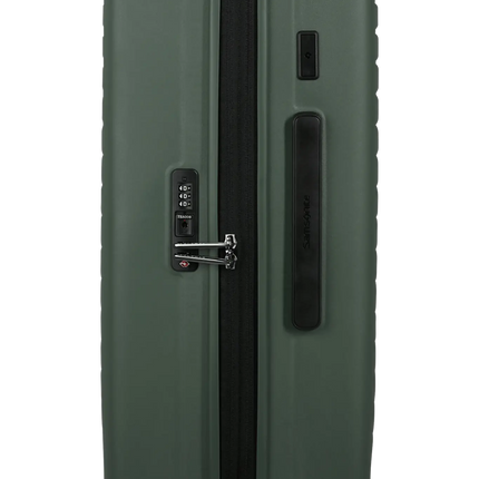 Samsonite Restackd Spinner 68 Expandable