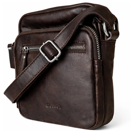 DSTRCT Astana Road Crossbody Axelväska M Brun