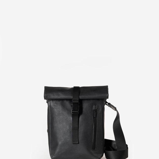Aunts & Uncles Kuji RE Rolltop Axelväska Svart