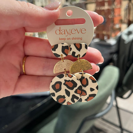 Day & Eve Long Round Dangle White Leopard