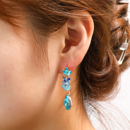 Day & Eve by Go Dutch Label Flower Dangles