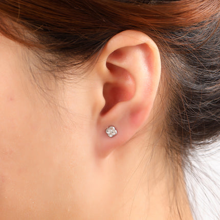 Day & Eve Royal Clover Stud