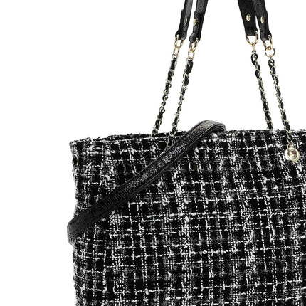 Emily & Noah Hannelore Shopper