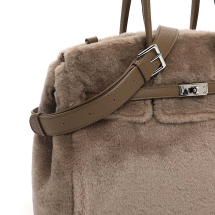 Emily & Noah Heather Shopper