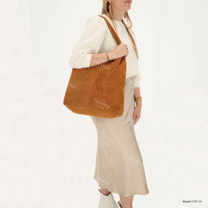 Charm London Elisa Schoudertas