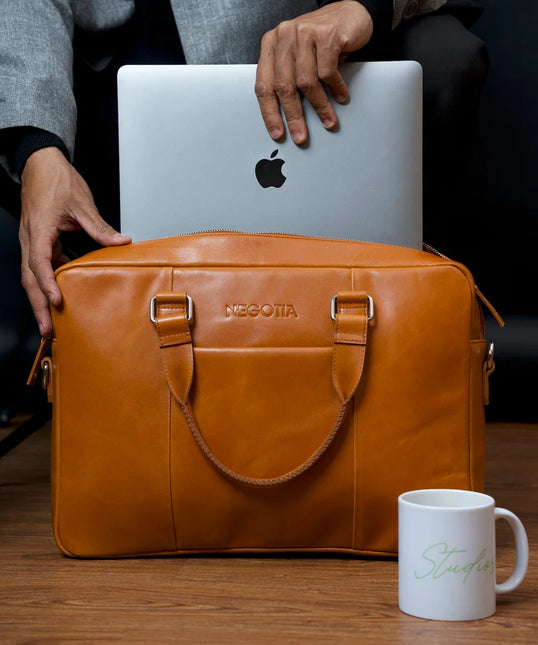 Negotia  Alpha Apex Leren Laptoptas 16"