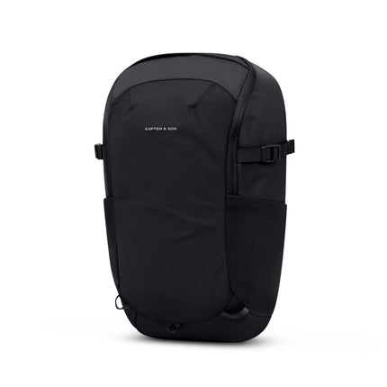 Kapten & Son Åre Daypack Lite Rucksack 15 Zoll All Black