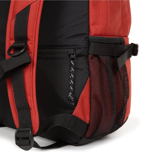 Eastpak Getter Pro CS Laptopvak 16 Inch -Rust